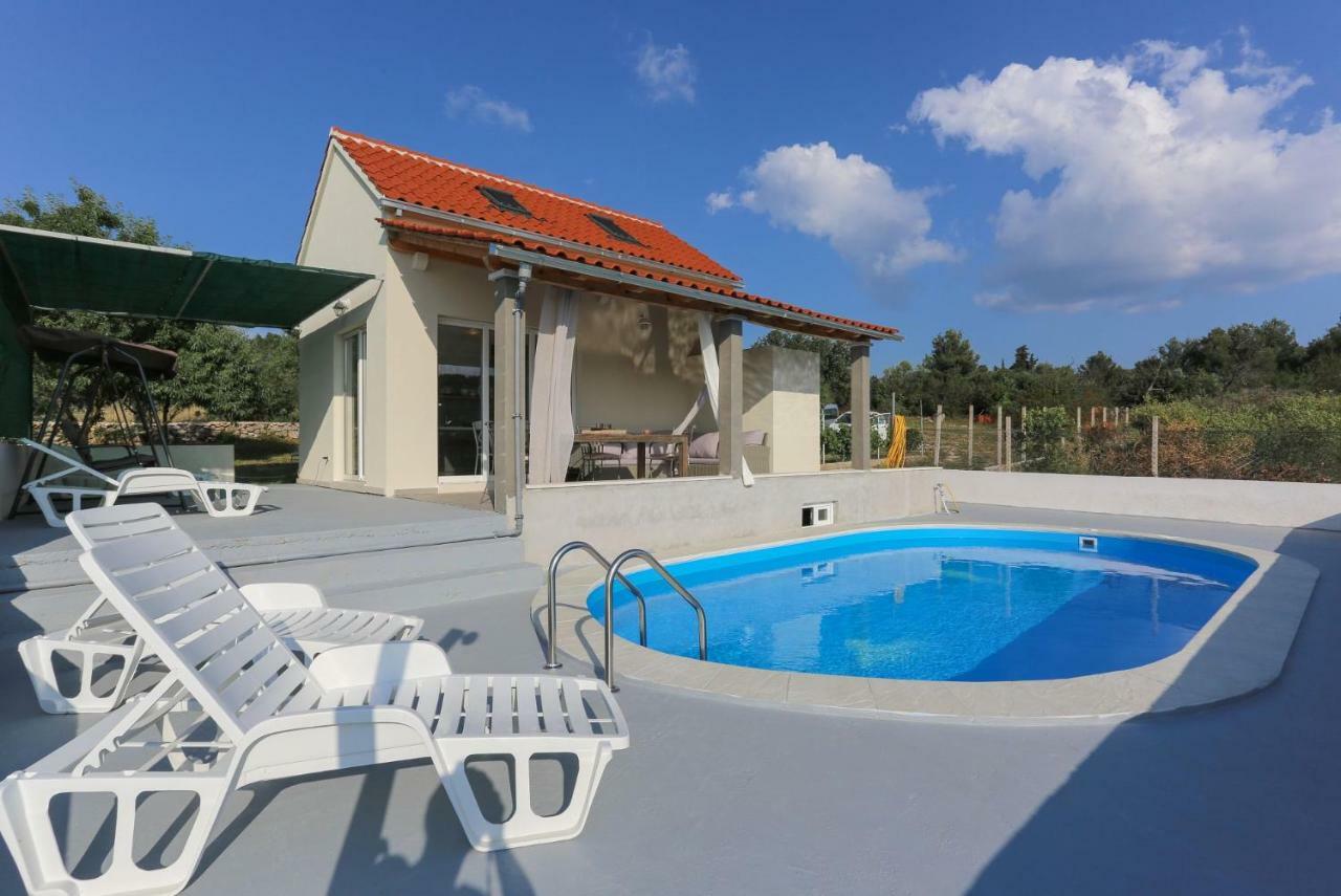 Mirce Villa Baras Garden - House With Pool מראה חיצוני תמונה