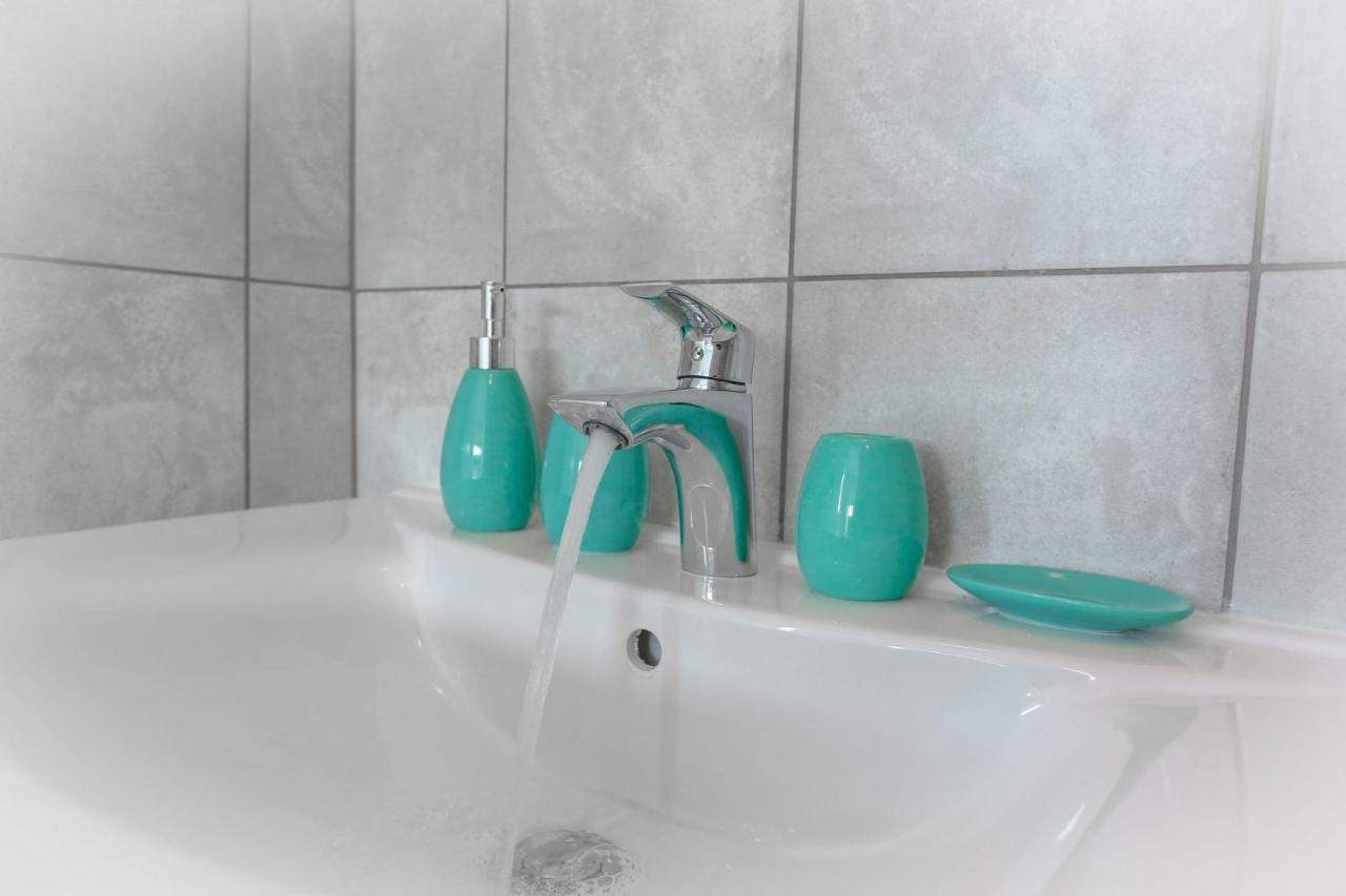 Mirce Villa Baras Garden - House With Pool מראה חיצוני תמונה